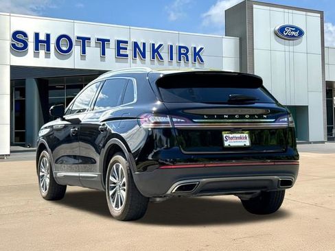 Used 2023 Lincoln Nautilus AWD image 6