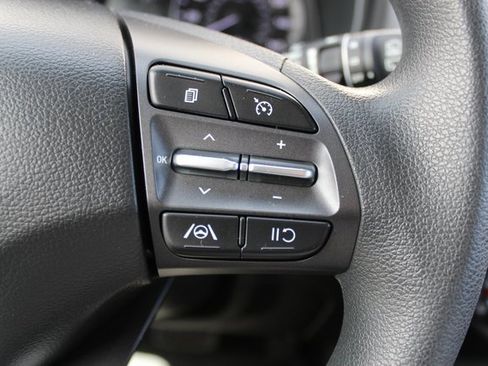 Used 2023 Hyundai Kona SEL image 17