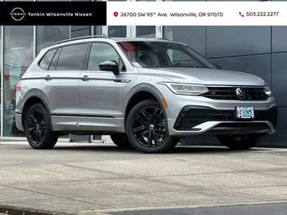 Used 2022 Volkswagen Tiguan SE R-Line