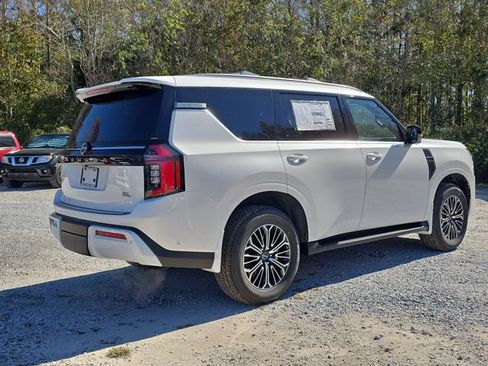 New 2026 Nissan Armada SL image 8