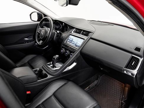 Used 2018 Jaguar E-PACE S image 20