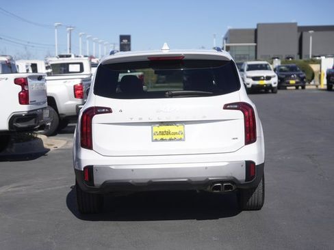 Used 2023 Kia Telluride S image 7