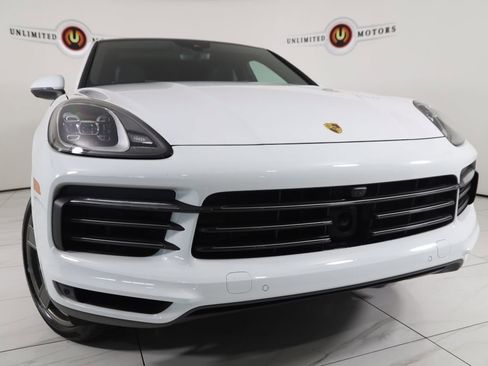 Used 2023 Porsche Cayenne Coupe image 28