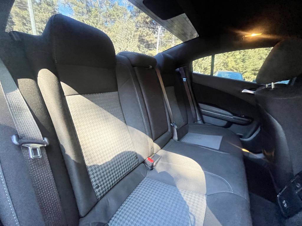 Used 2020 Dodge Charger R/T w/ Blacktop Package RWD image 30