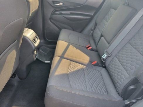 Used 2020 Chevrolet Equinox LT image 12