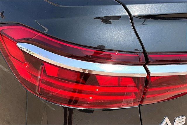 Used 2023 Audi A8 L 3.0T AWD/4WD image 32