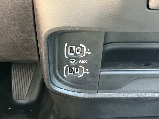 New 2024 RAM 3500 Tradesman AWD/4WD image 27