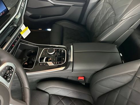New 2026 BMW X5 sDrive40i w/ M Sport Package RWD image 22