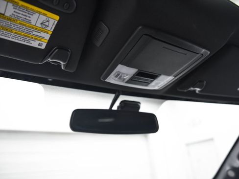 Used 2014 Ford F150 Platinum image 19