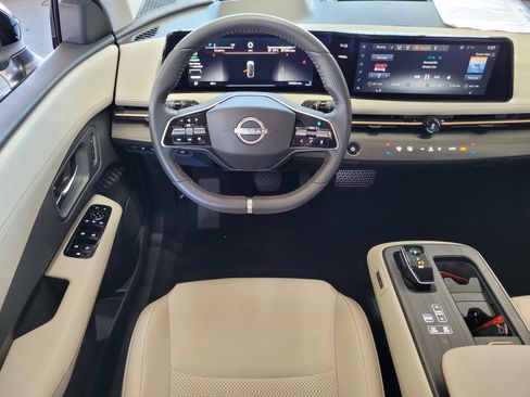Certified 2024 Nissan Ariya FWD image 7