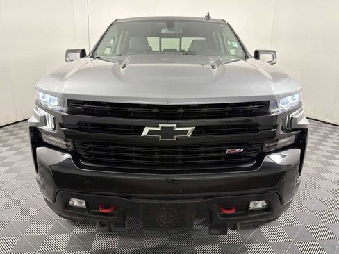 Used 2021 Chevrolet Silverado 1500 LT Trail Boss w/ Convenience Package II image 2