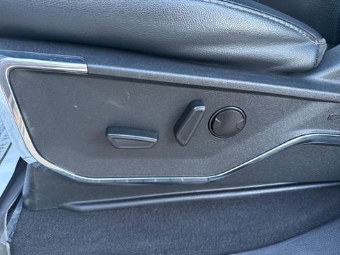 Used 2023 Ford F150 Lariat w/ FX4 Off-Road Package image 11