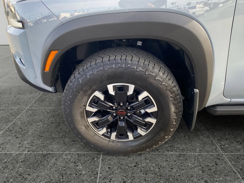 Used 2023 Nissan Frontier PRO-4X w/ Pro Convenience Package image 14