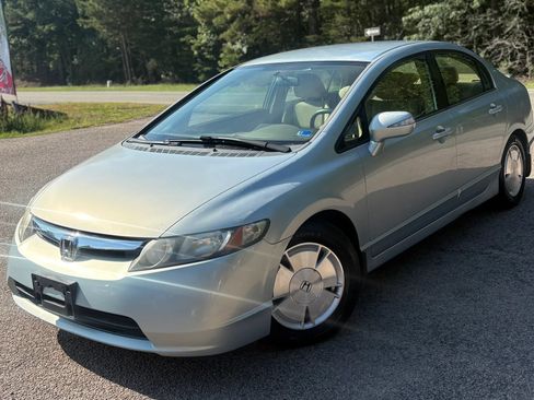 Used 2006 Honda Civic Hybrid Sedan image 2