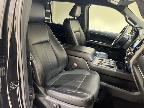 Used 2021 Ford Expedition XLT RWD image 24