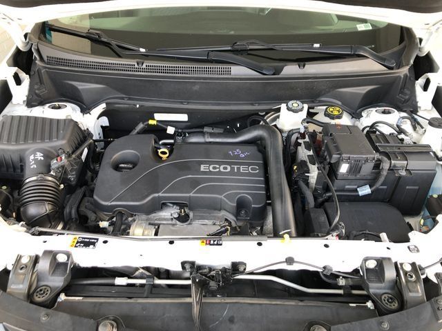 Used 2020 Chevrolet Equinox LT w/ Driver Convenience Package FWD image 3