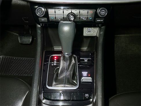 Certified 2022 Jeep Compass Latitude w/ Convenience Group image 31