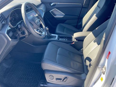 Certified 2025 Audi Q3 2.0T Premium w/ Convenience Package image 5