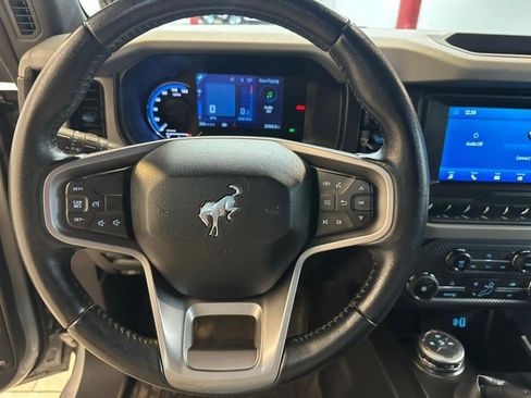 Used 2022 Ford Bronco Black Diamond image 12