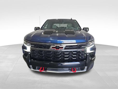 Used 2023 Chevrolet Silverado 1500 ZR2 w/ Technology Package AWD/4WD image 10