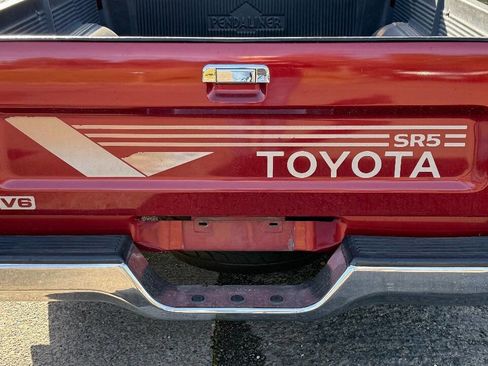 Used 1989 Toyota Pickup SR5 image 13