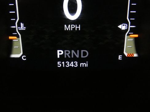 Used 2022 Jeep Wrangler Unlimited Sahara w/ Dual Top Group image 19