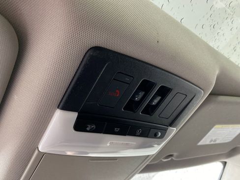 Used 2021 Nissan Rogue SL image 25