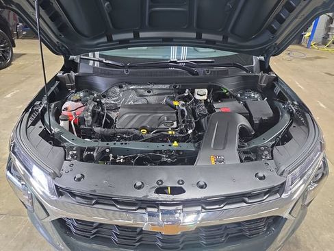 New 2026 Chevrolet Trax LS FWD image 29