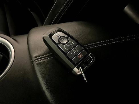 Used 2024 Ford Mustang Premium image 31