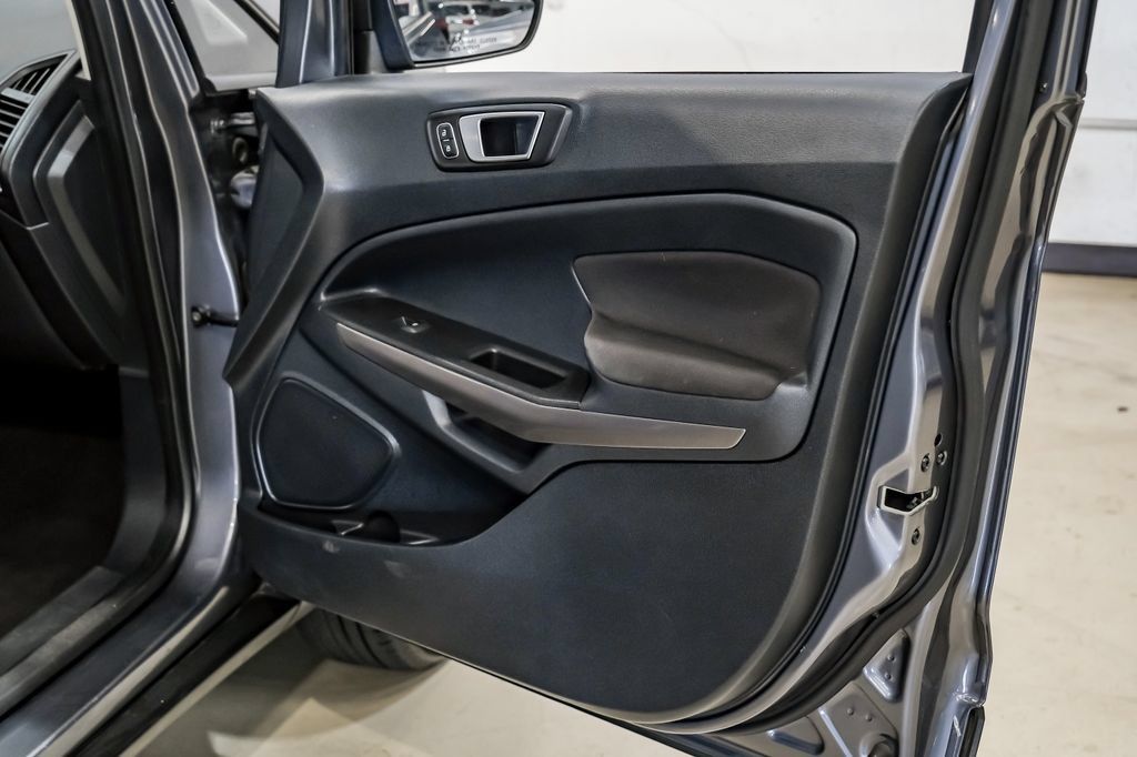 Used 2019 Ford EcoSport SE FWD image 44