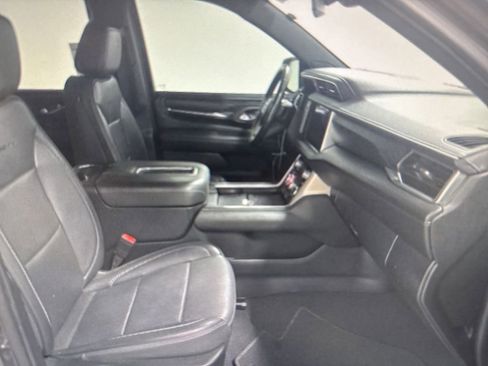 Used 2021 GMC Yukon Denali RWD image 8