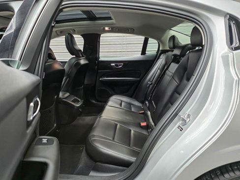 Used 2022 Volvo S60 B5 Inscription FWD image 15