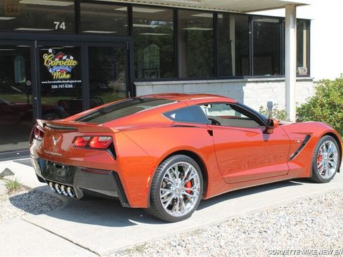 Used 2015 Chevrolet Corvette Stingray Coupe w/ 3LT Preferred Equipment Group RWD image 21