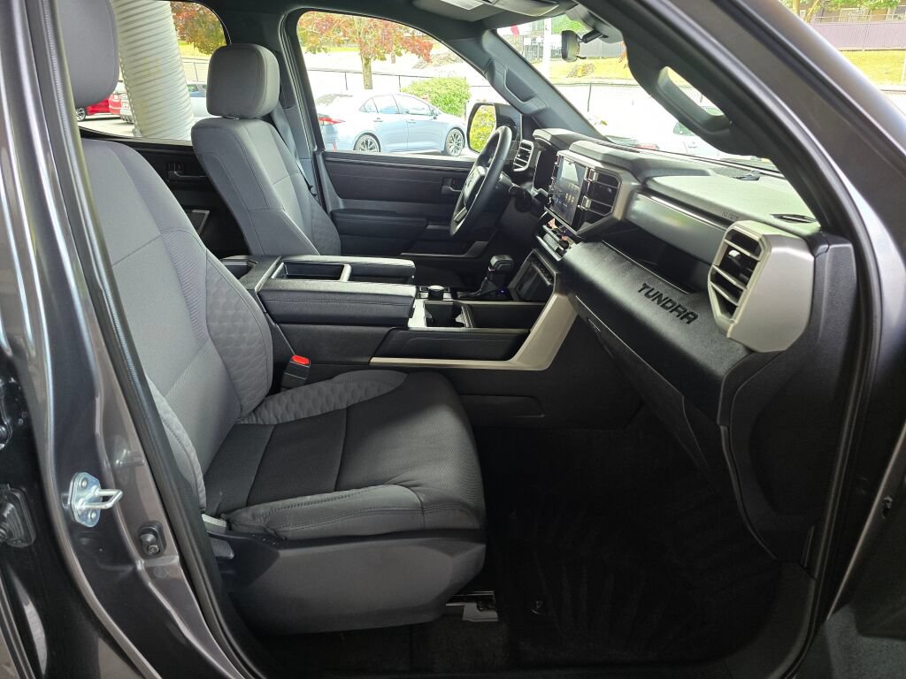 Used 2025 Toyota Tundra SR5 w/ TRD Off-Road Package AWD/4WD image 11