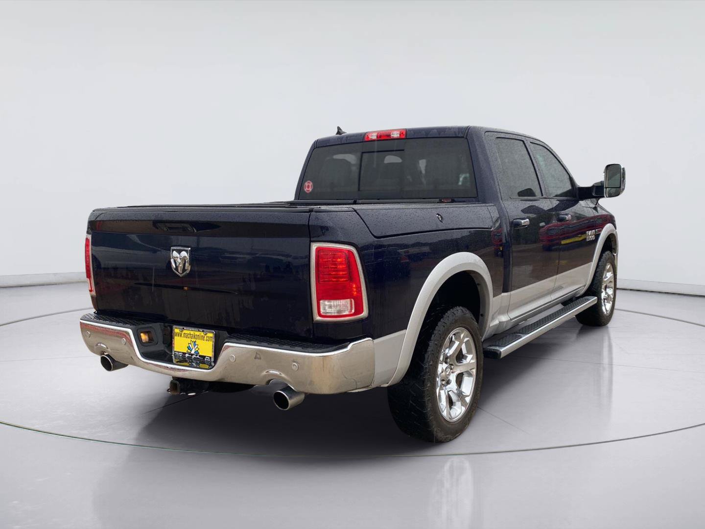 Used 2016 RAM 1500 Laramie w/ Convenience Group AWD/4WD image 5