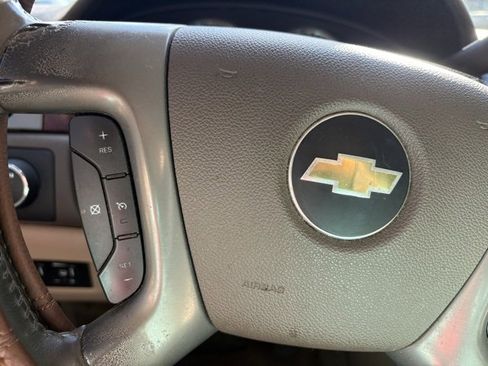 Used 2014 Chevrolet Silverado 2500 LTZ w/ LTZ Plus Package image 12