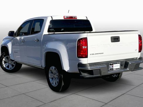 Used 2022 Chevrolet Colorado LT w/ Chrome Appearance Package image 11