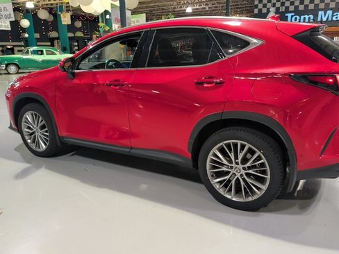 Used 2024 Lexus NX 350h AWD w/ Vision Package image 11