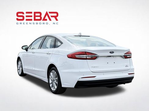 Used 2020 Ford Fusion SE FWD image 9