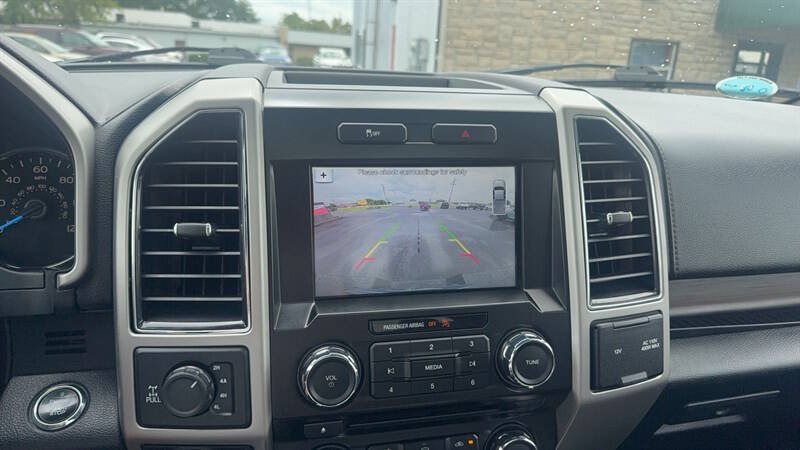 Used 2017 Ford F150 Lariat AWD/4WD image 26