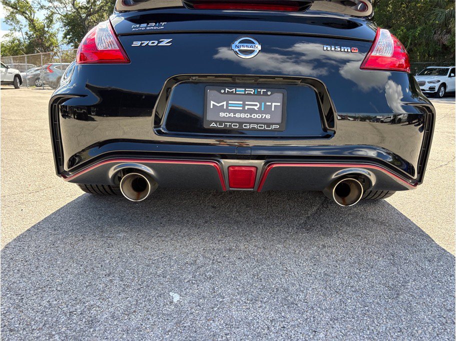 Used 2019 Nissan 370Z NISMO RWD image 14