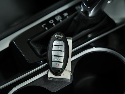 Used 2024 Nissan Altima 2.5 SV image 41