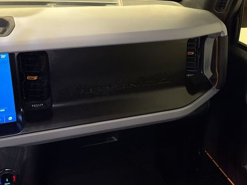 Used 2022 Ford Bronco Badlands AWD/4WD image 15