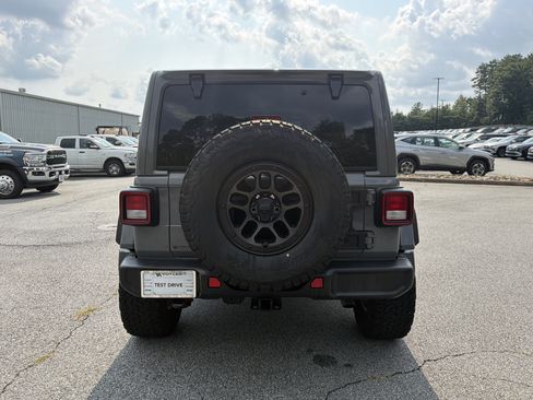 Used 2023 Jeep Wrangler Unlimited Sport w/ Xtreme 35 Tire Package AWD/4WD image 7