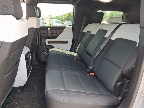 Used 2025 GMC Hummer EV 3X AWD/4WD image 19