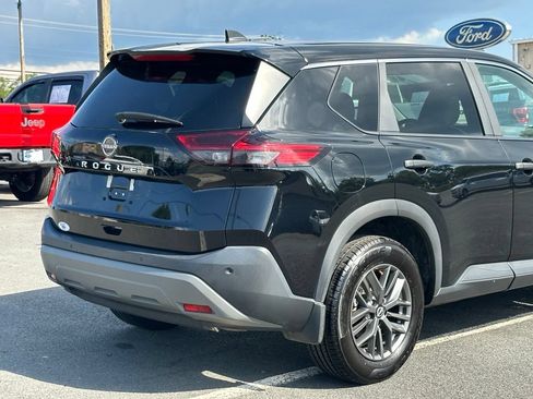 Used 2023 Nissan Rogue S FWD image 37