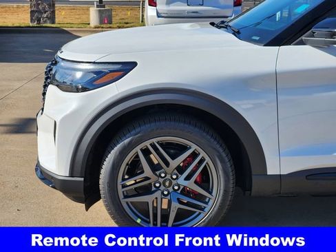 New 2026 Ford Explorer ST w/ Sun And Sound Package image 9