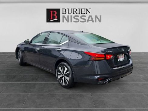 Used 2022 Nissan Altima 2.5 SL AWD/4WD image 3