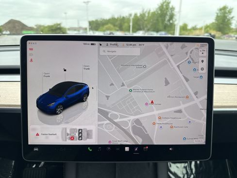 Used 2023 Tesla Model Y Long Range AWD/4WD image 19