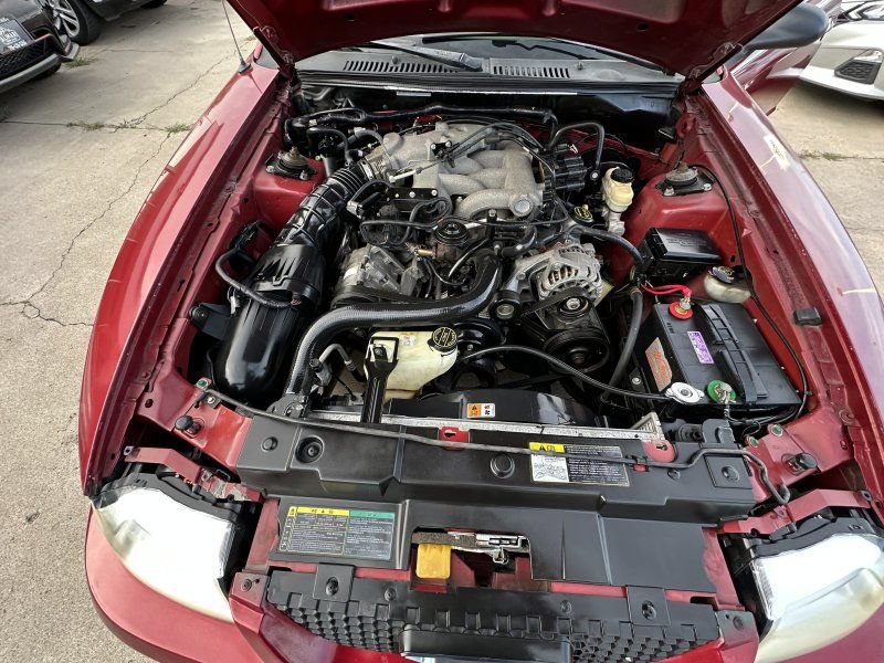 Used 2004 Ford Mustang Coupe RWD image 21
